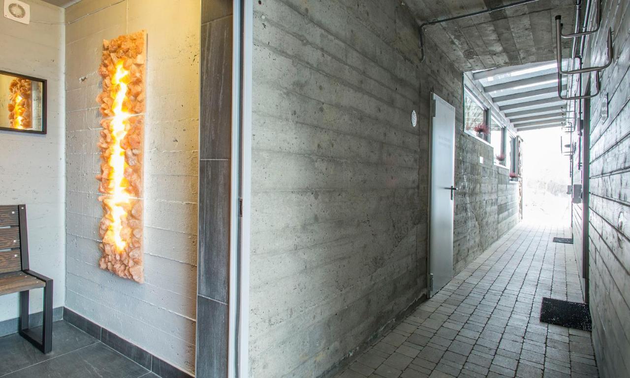 Sloneczny Chelm - Apartamenty W Gorach, Prywatna Sauna Jacuzzi Balia W Cenie, Spa, Grill, Stok Narciarski Myslenice, Sciezki Rowerowe, Rzeka Raba, Widok Na Tatry Exterior foto