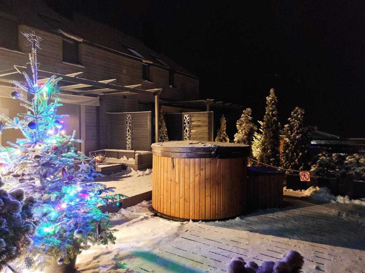 Sloneczny Chelm - Apartamenty W Gorach, Prywatna Sauna Jacuzzi Balia W Cenie, Spa, Grill, Stok Narciarski Myslenice, Sciezki Rowerowe, Rzeka Raba, Widok Na Tatry Exterior foto
